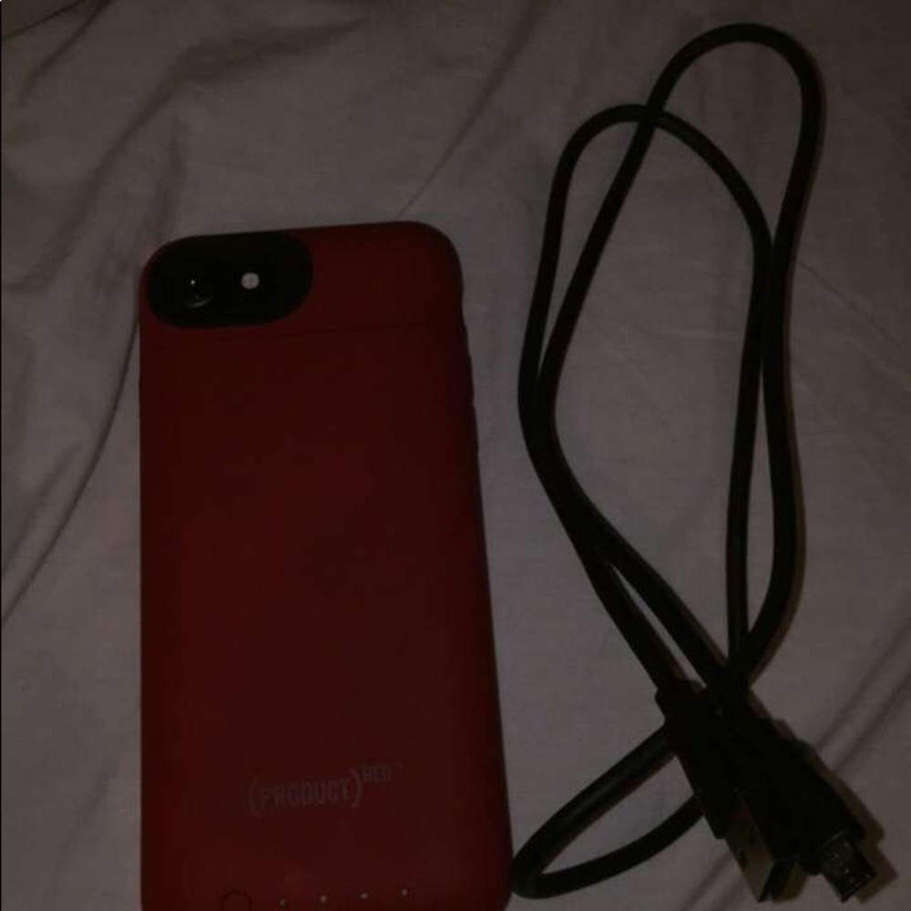iPhone 7 charging case - Picture 2 of 2